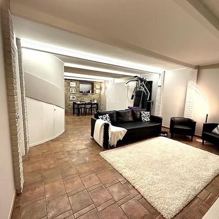 Appartamento Ebhouse Capiago Intimiano Exterior photo