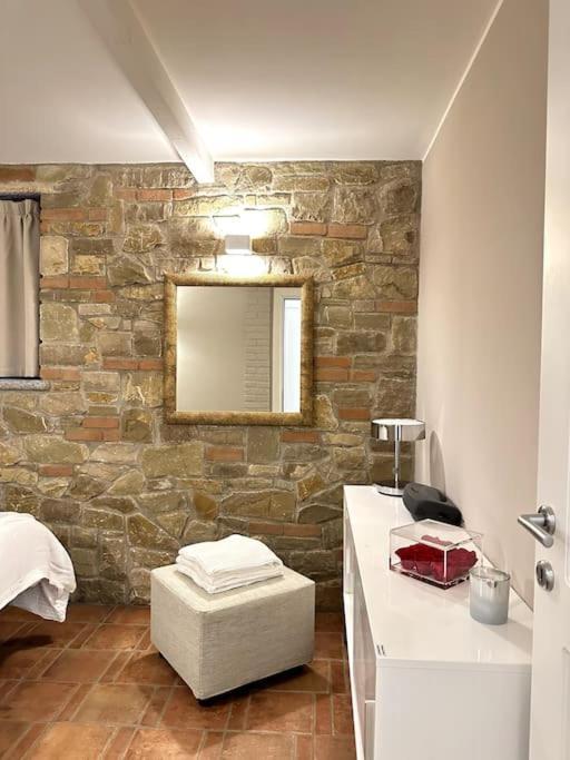 Appartamento Ebhouse Capiago Intimiano Exterior photo