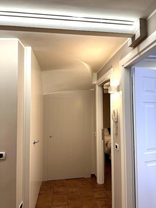 Appartamento Ebhouse Capiago Intimiano Exterior photo