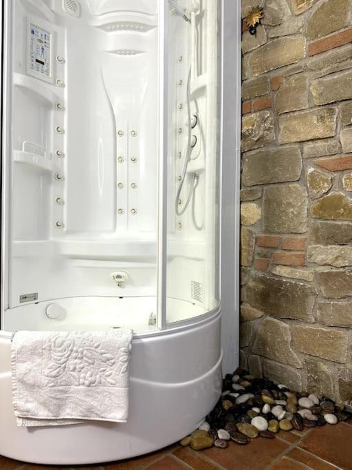 Appartamento Ebhouse Capiago Intimiano Exterior photo